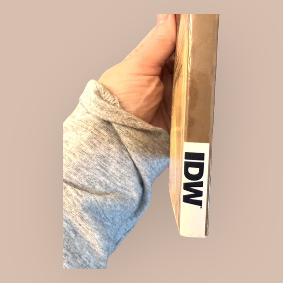 Olympus Heights - Graphic Novel - Picture 7 of 7